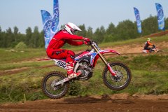 MOTO-8548_1600x1023