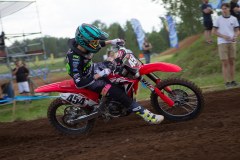 MOTO-9298_1600x1066