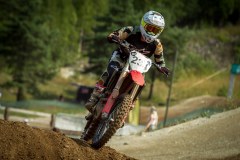 MOTO-3472_1600x1067