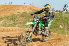 MOTO-7762_1600x1066