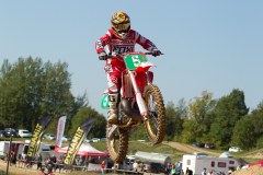 MOTO-7862_1600x1063