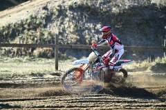 DSC_7599_1600x1067