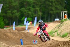 DSC_9886_1600x1067
